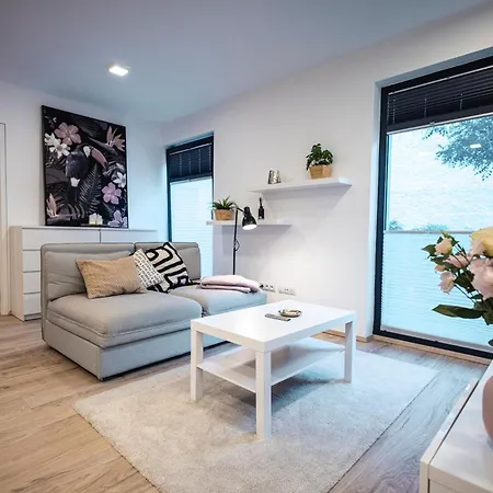 Luxury Angel With Terrace Apartment *